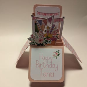 Carte de voeux d'anniversaire rose, petite amie, petite-fille, femme, grand-parent, carte pop-up de style tante 3D personnalisée