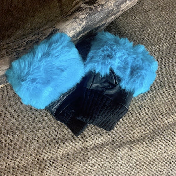 LADIES MEDIUM- Beautiful Faux Fur and leather fingerless gloves- Black & Blue