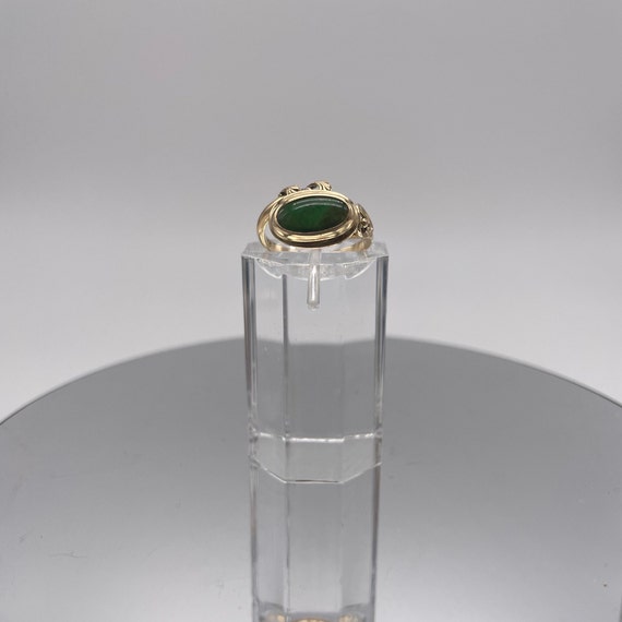 14k Imperial Jade Ring - image 1