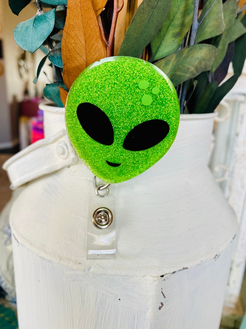 Alien Badge Reel | Etsy