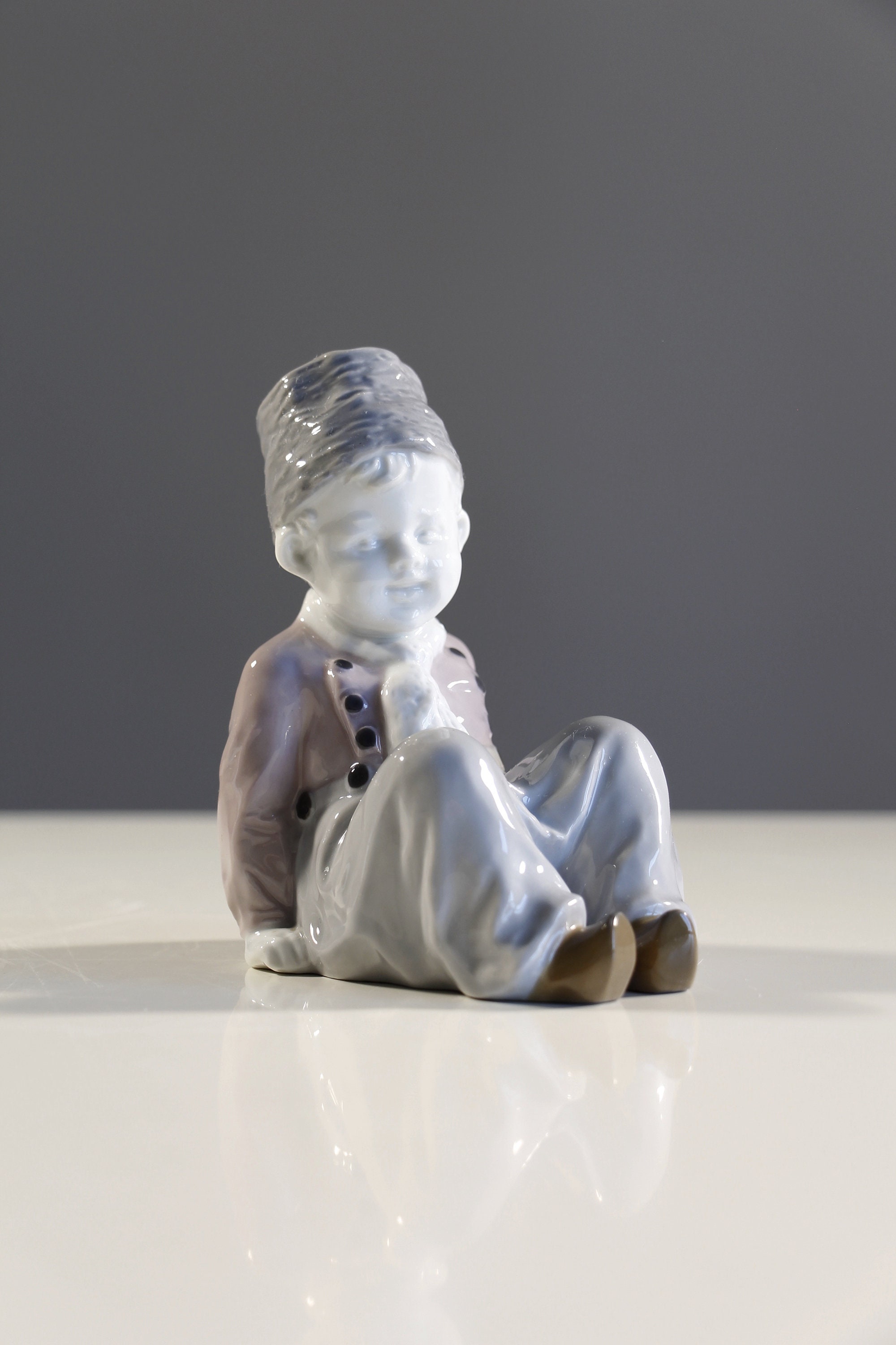 GERMAN HEUBACH FIGURINE antique rare cute dutch boy porcelain lichte germany collectible