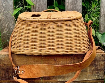 Fishing decor Wicker creel Lake house decor Fishing gifts. Old fishing creel basket Cabin decor Wicker fishing creel
