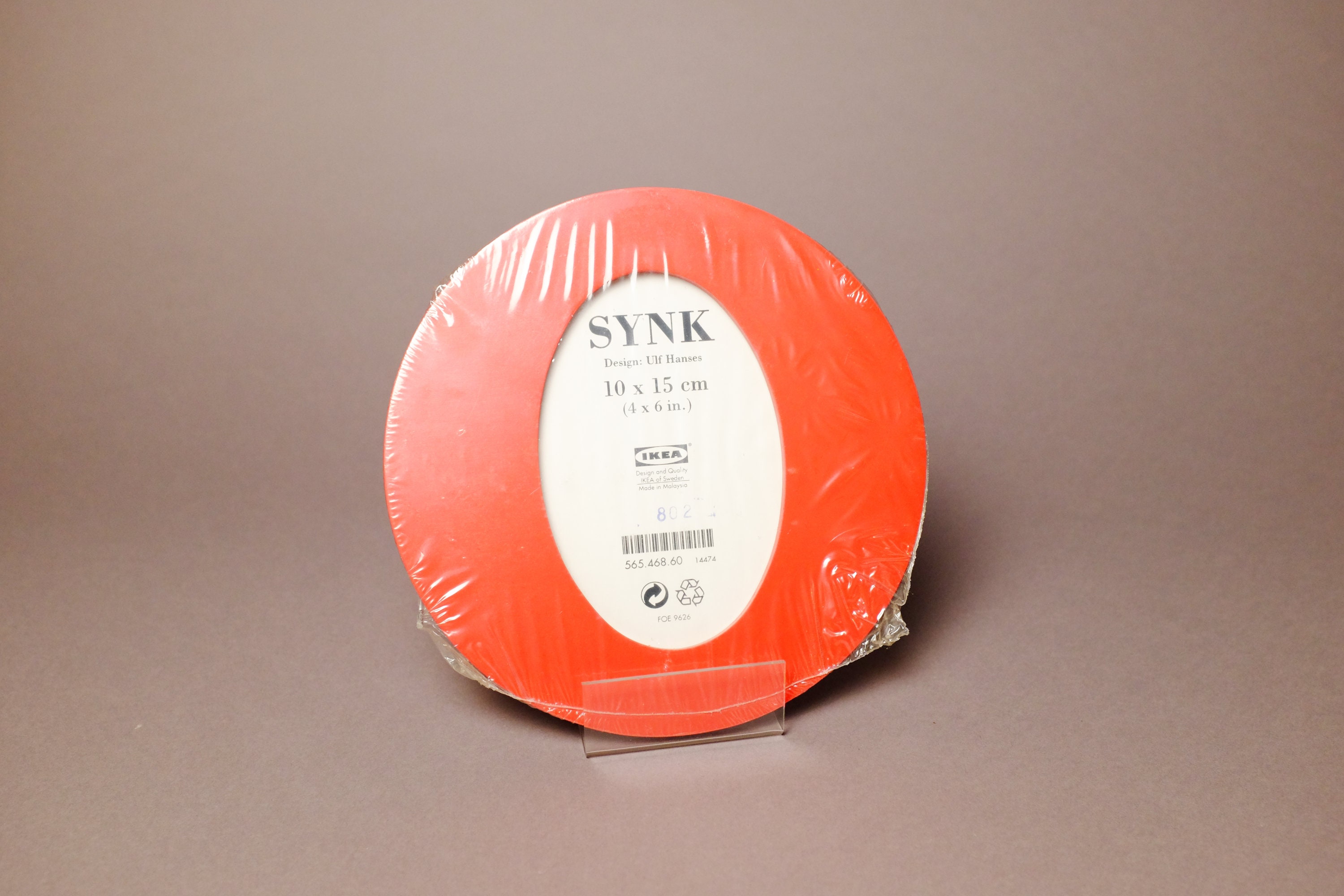 抽象画　絵画　IKEA  MADE IN CANADA Vintage 90s Ikea SYNK Picture Frame Red Design Ulf Hanses in