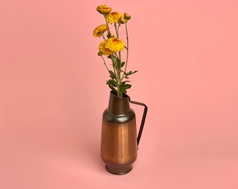 Vintage copper vase, metal vase with striped pattern and handle, Ref. 2235