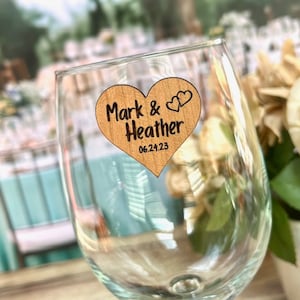 Wedding Favor Wine Charm | Magnetic Wine Tag | Party Favor | Heart Shaped Wine Glass Tag