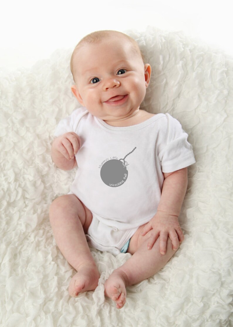 Short Sleeve Cotton Baby Bodysuit with /'Mummy/'s Little Wrecking Ball/' Print