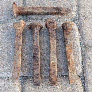 1860&#39;s Central Pacific Railroad CPRR Original Construction Spikes Several Flat Head Type Lot of 5 Dug Relics Vintage