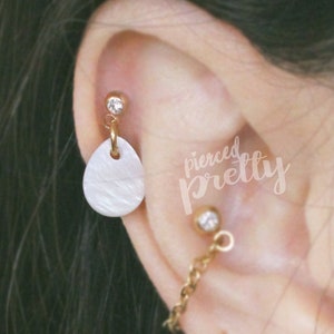20g, 16g Teardrop dangle cartilage ear stud, Natural White Mother Of Pearl Shell, 316l surgical steel, Piercing Labret bar(optional) 1pc