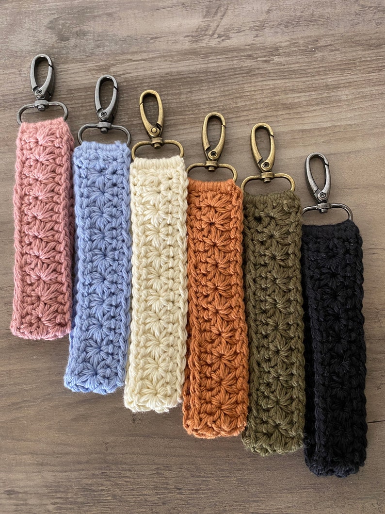 Crochet Key Fob, Artsy Arthurs, wristlet key fob, boho key fob, crochet car accessories, wristlet keychain image 1