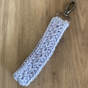 Crochet Key Fob, Artsy Arthurs, wristlet key fob, boho key fob, crochet car accessories, wristlet keychain Periwinkle