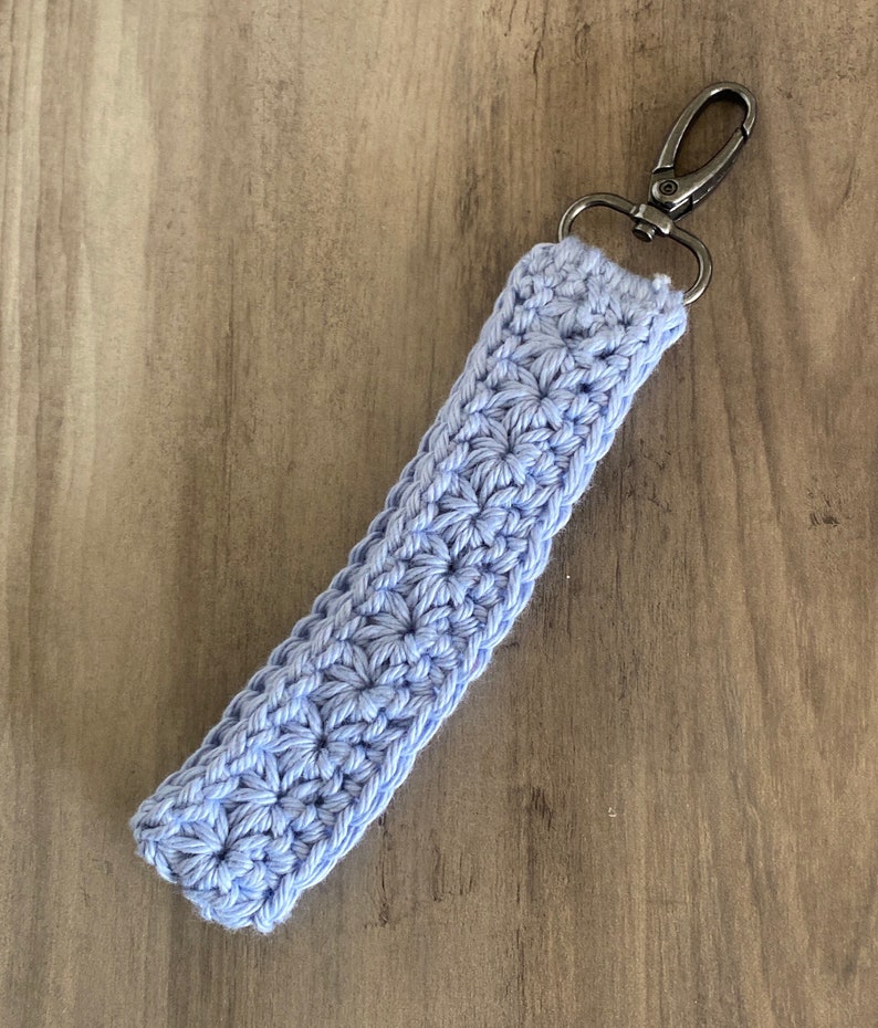 Crochet Key Fob, Artsy Arthurs, wristlet key fob, boho key fob, crochet car accessories, wristlet keychain Periwinkle