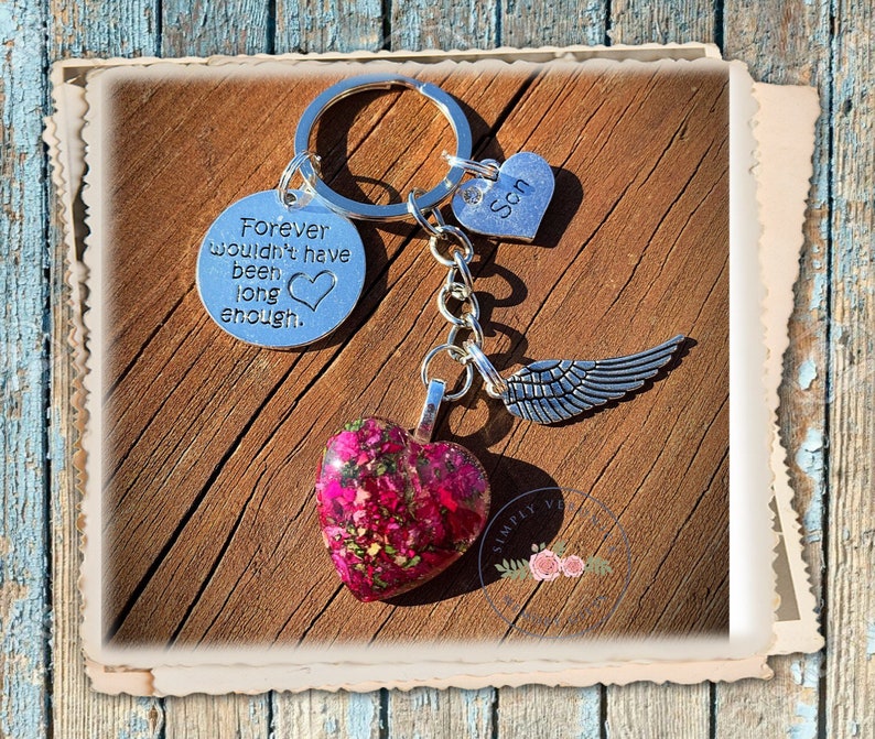 Heart Real Flower Keychain Flower petal keepsake wedding Etsy