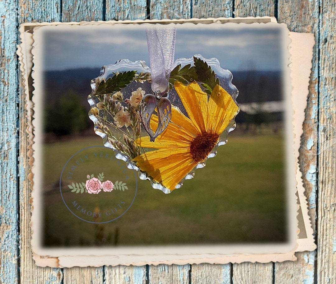 Heart Made Flower Petals, Real Flower Petals, Funeral Flowers, Heart