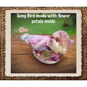 Song Bird Clear Paperweight, Flower petal keepsake, Funeral Flower Keepsake, item#1682