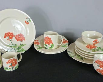 Hand-Decorated Geranium Pottery: Jane and Stephen Baugham, 1990s
