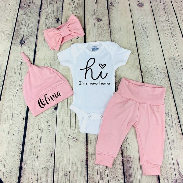 Hi I’m New Here Newborn baby girl coming Home Outfit/ baby girl outfit/ personalized baby girl outfit/ little sis outfit