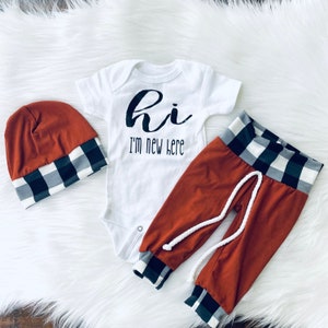 Hi I’m New Here Baby Boy Coming Home Outfit | Personalized Baby Boy Gift | newborn Hospital Outfit | Cute Baby Name Onesie®