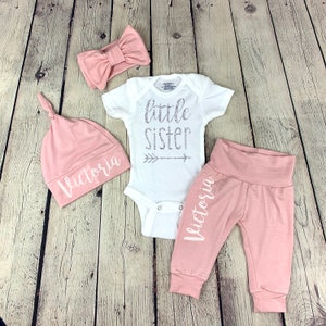 Little sister coming home outfit/ baby girl outfit/ personalized baby girl outfit/ little sis outfit