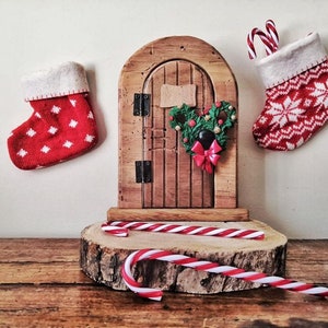 Small wooden door to customize for loss of baby teeth children