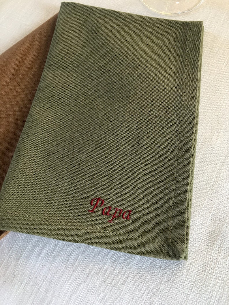 Pack de 6 serviettes de table brodées personnalisées écriture à l'anglaise image 3
