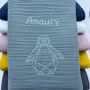 Funda para cartilla de salud personalizada bordada Verde agua