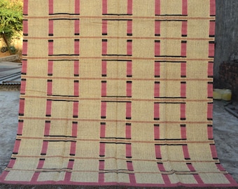Handwoven Wool Jute Kilim Rug: Traditional Indian Design