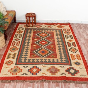 Handwoven Wool Jute Kilim Rug: Bohemian Dhurrie Design