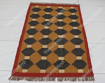 Handwoven Wool Jute Kilim Rug: Bohemian Dhurrie Rug
