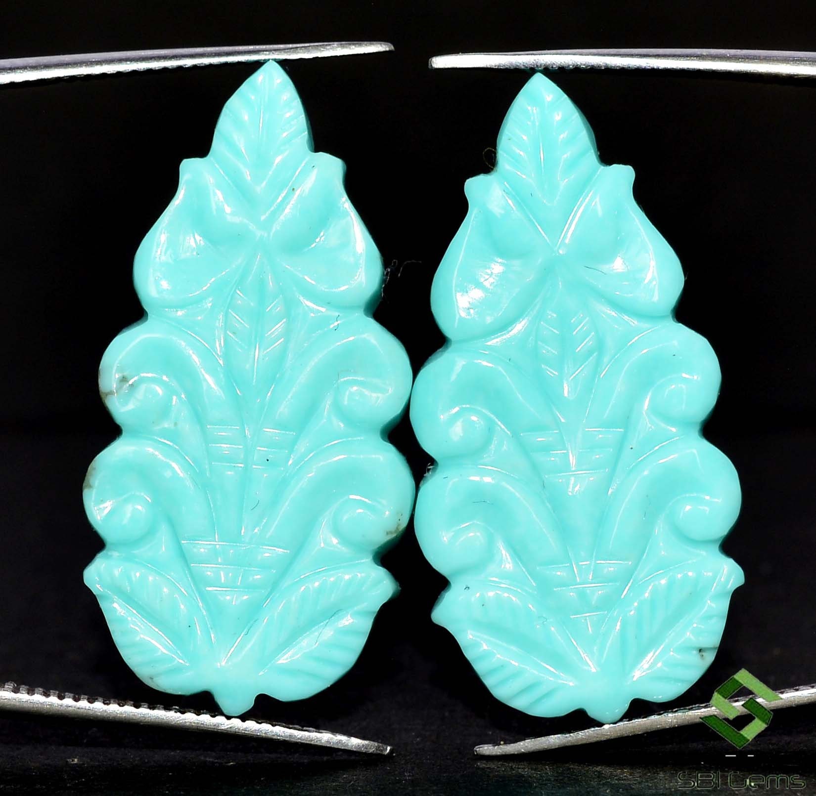 手作り彫刻天然ターコイズ彫刻ペア：27 x 13 mm 18.08カラットリーフ