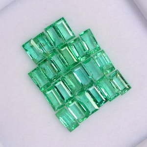 4x2 mm Natural Emerald Baguette Cut Lot 22 Pcs Faceted Lustrous Calibrated Loose Gemstones 2.70 CTS
