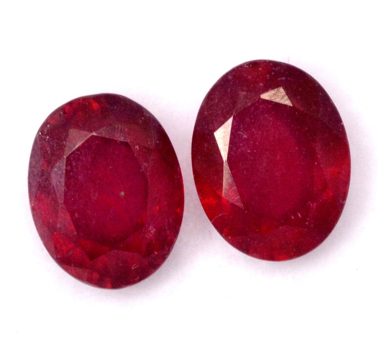 RUBY 11 x 9 MM OVAL CUT CALIBRATED COMMERCIAL