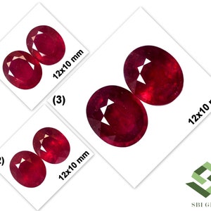 以下が含まれることがあります： 赤い宝石のペアが3組あり、各ペアには番号とサイズ12x10mmのラベルが付けられています。宝石は楕円形で、ファセットカットされています。