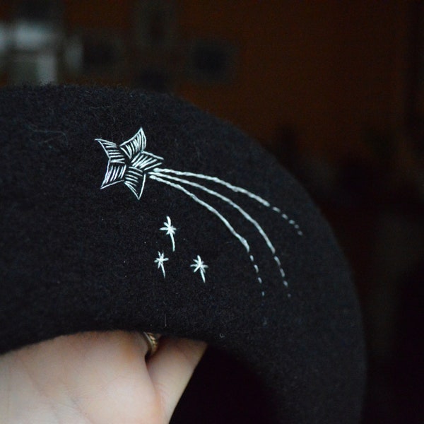 Black Shooting Star Beret