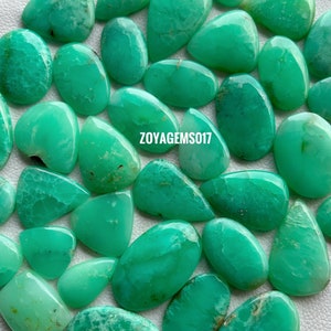 Chrysoprase cabochon for making jewelry