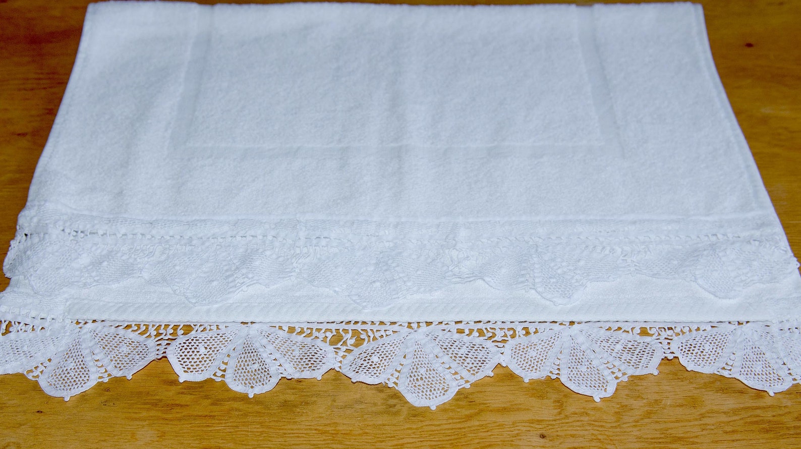 White Embroidered Hand Towels Handmade Lace Trims Egyptian Etsy