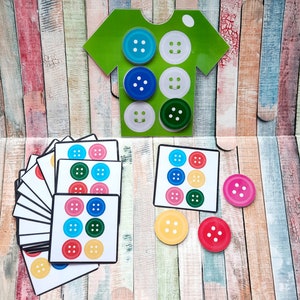 Attività pratiche Montessori Borsa piena di impegni. Attività prescolare. Attività di apprendimento. Prima forma di borsa, colore Abilità motorie fini