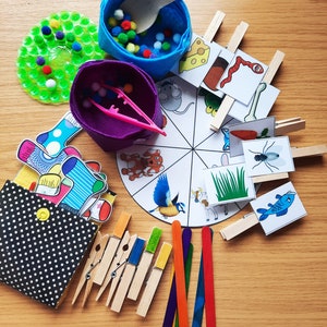 5x Busy bag activities. Busy bag. Toddler activities for quite time. 5 activities for fine motor skills. Busy book. Montessori activity.