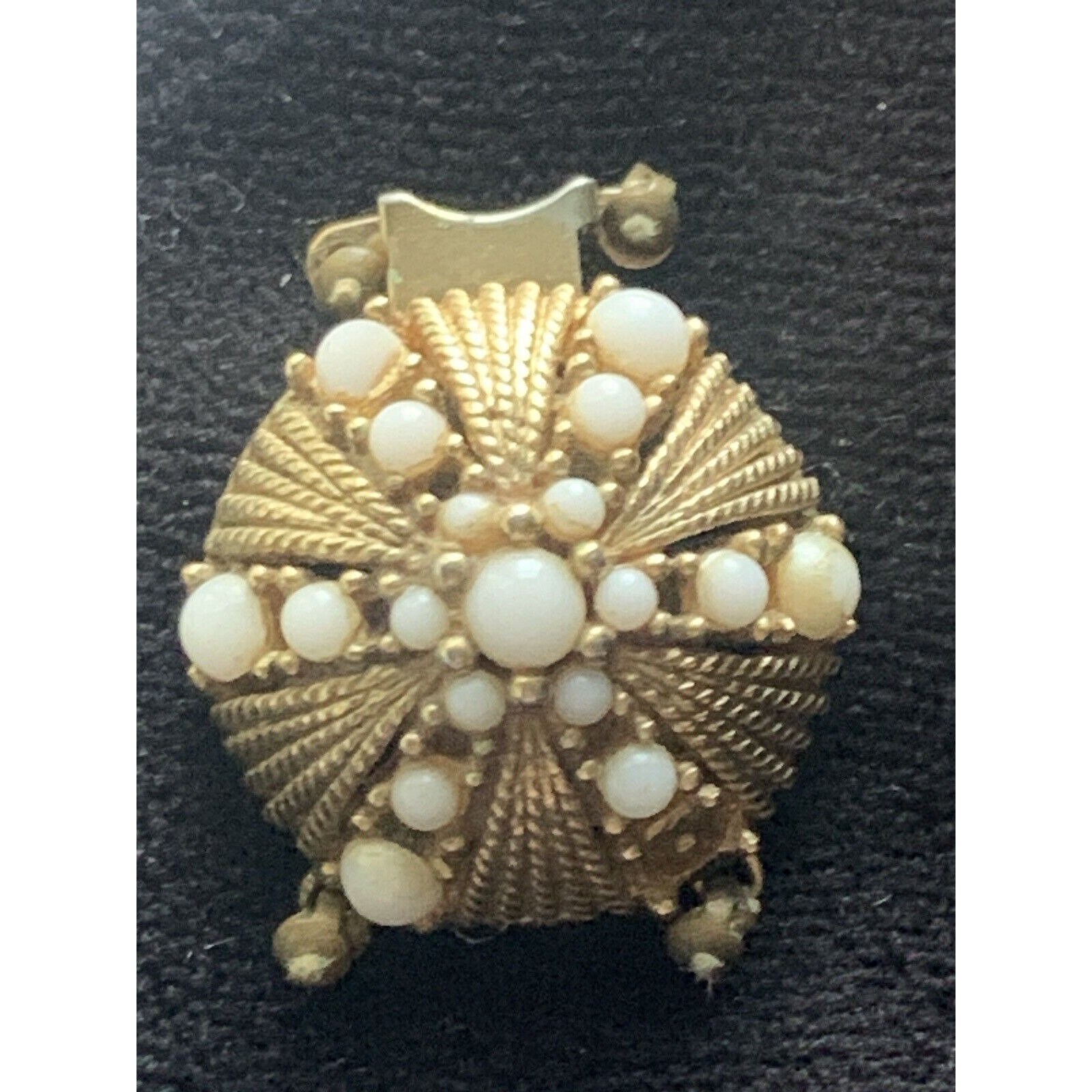 Ciner Pearl Pin - Etsy