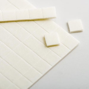 Klebepads 5 x 5 x 1 mm, 440 Stück pro Bogen, beidseitig klebend