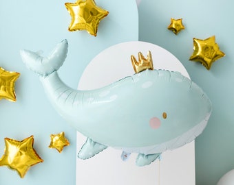 Foil balloon sweet whale with crown, 93 x 60 cm