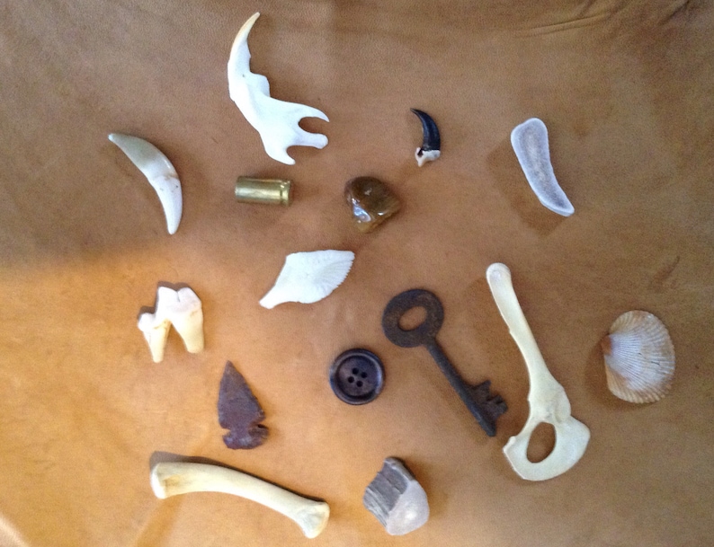 Custom Bone Throwing Divination Set osteomancy ossomancy Etsy