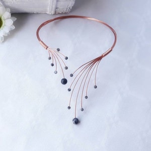 Copper wire art deco choker necklace with grey gemstones - Stylish Fashion torque Heady wire wrap