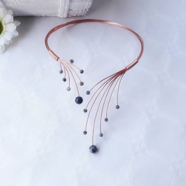 Art deco copper wire choker necklace with gray gemstones, intoxicating wire wrap with elegant fashionable pair