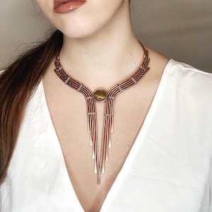 Women&#39;s copper choker with tiger eye stone, old style open cuff necklace