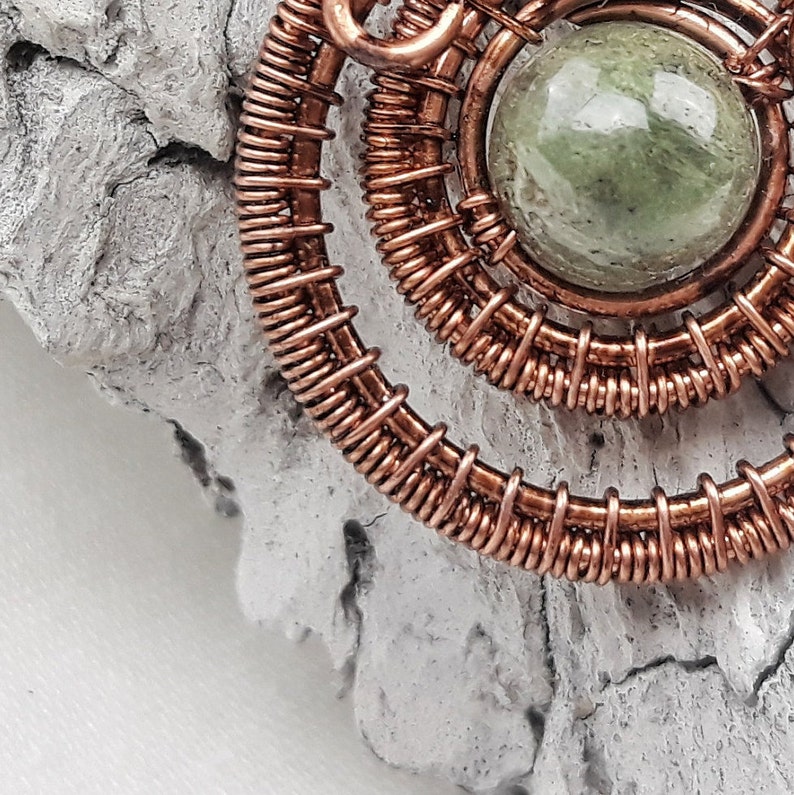 Copper Wire Weave Wire Wrap Pendant necklace Gift For Mom Agate Necklace Aztec Pendant Crystal Pendant Necklace Vintage Pendant