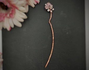 Japanese kanzashi for hair with pink flowers and natural stones, hair stick in the shape of a tree branch