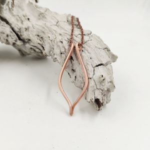 Ring holder necklace, copper wire pendant, minimalist ring pendant for her, wedding ring pendant.