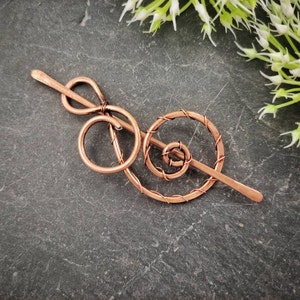 Hair claw clip for thin hair on wire wrap, small hair clip for woman on copper, brass or german silver, tiny hair slide for long hair