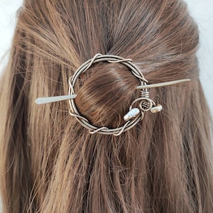 Barrette de pelo plateado con palo de pelo para mujer, barrette de pelo estilo celta pequeño