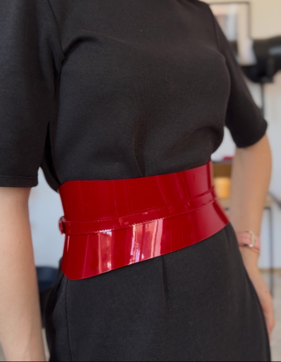 Made In Italy Red Embossed Leather Belt Wide Waist Cinching Corset Belt Sz M/L Red Corset Belt, Plus Size High Waist Fringe Belt, Boho  main image 4